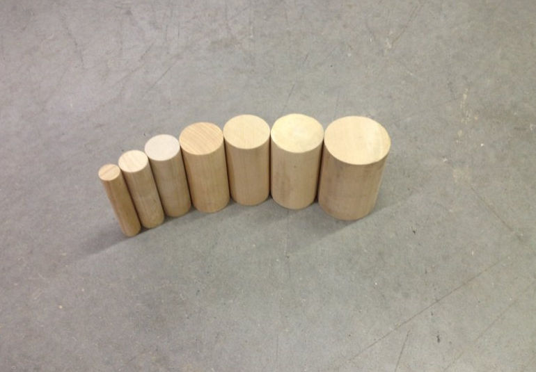 Aste tonde in legno per tendaggi